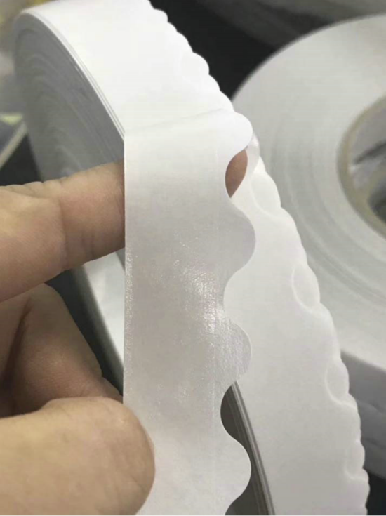 Dubbelsidig spetstejp