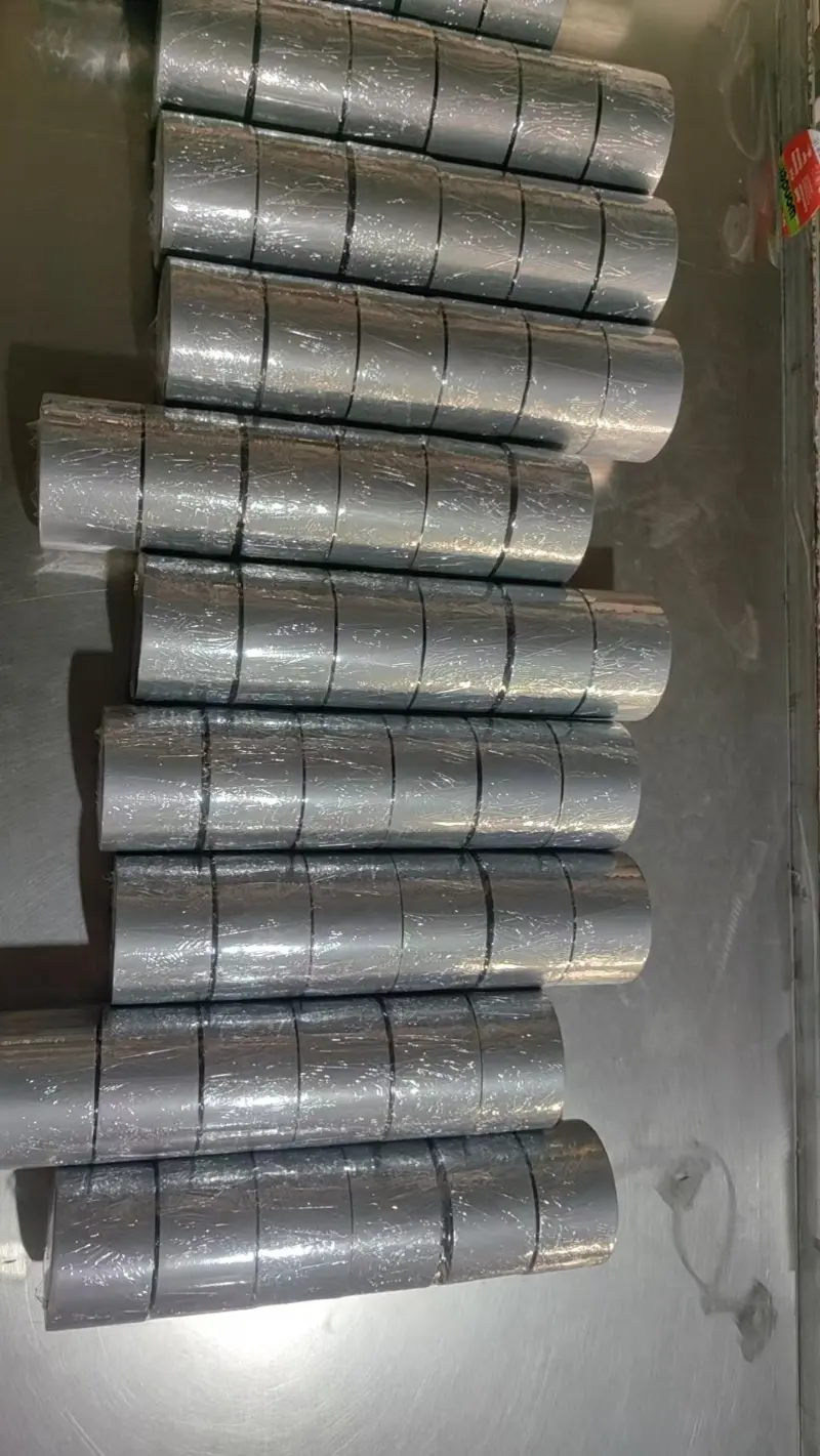 Skillnaden mellan vattenbaserat lim, oljebaserat lim och smältlim